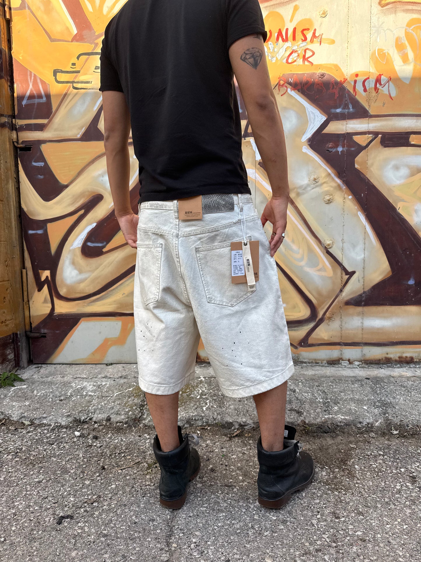 Waxed Detail White Jorts